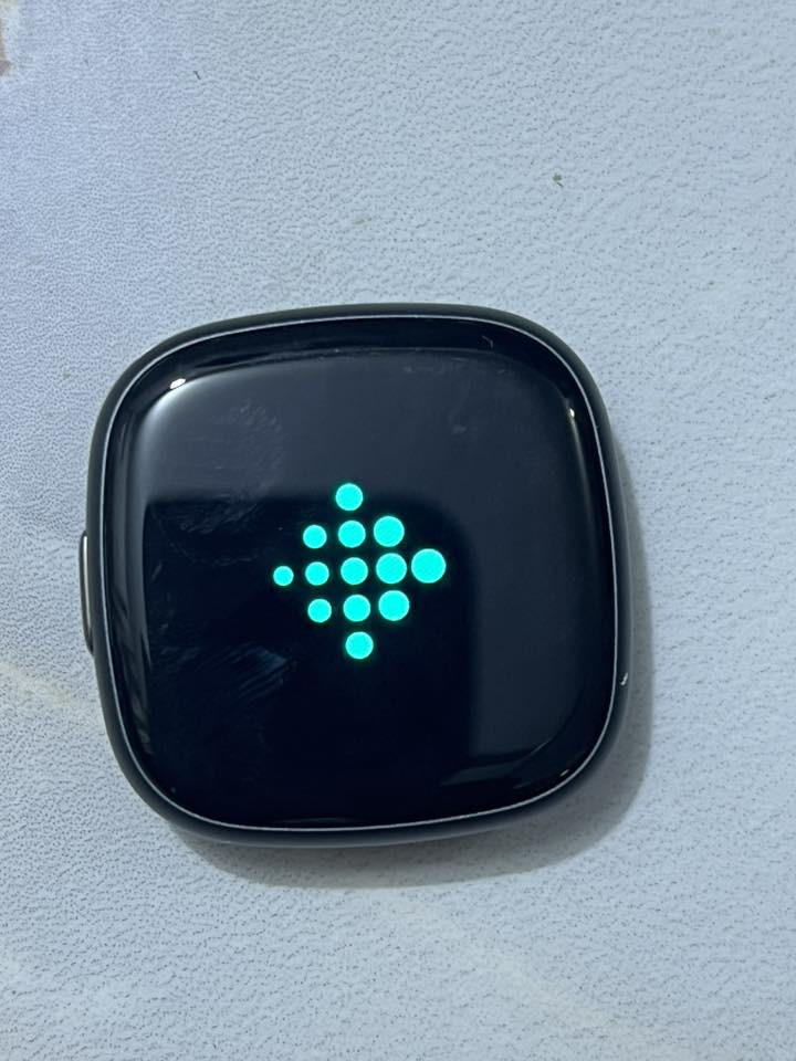 1.ابل الجيل الاول /حجم 38/طافيه فحم —————————-
2. فت بت فيرزا 4 // مع الشاحن // بدون سير // 
—————————————————-
3. ايربود برو usa
—————————————-
شوف الصور وتعال خاص وتدلل 
متوفر توصيل 🚚 لجميع المحافظات


**إذا كنت صاحب هذا الإعلان وتريد حذفه لأي سبب، رجاءا أرسل رسالة إلى الدعم الفني**