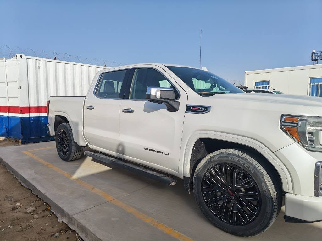 جمسي سيرا دنلي فول مواصفات رقم مميز السعر 290$ ورقه الاتصال *********** المدينة, البصرة
