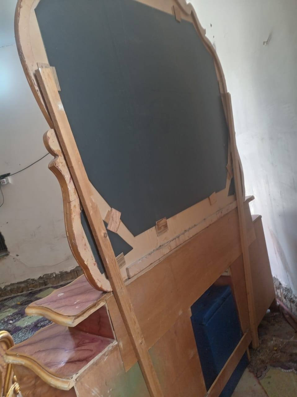 سعر ٤٥٠  وبيه مجال


**إذا كنت صاحب هذا الإعلان وتريد حذفه لأي سبب، رجاءا أرسل رسالة إلى الدعم الفني**