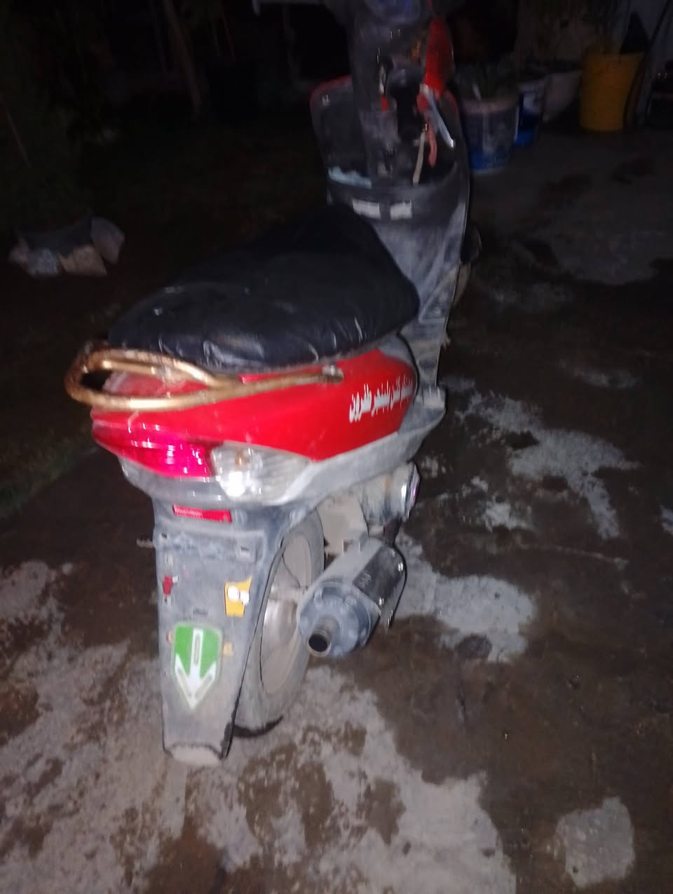 ماكس منغولي دراجه نضيفه كهربأيت كامله شلعه ومعدل فول صالنصه رياضي اف ام المكينه ما مفتوحه ولا برغي  اسعر 450 المكان بغداد البياع شرطه الخامسه للستفسار عله رقم ***********
