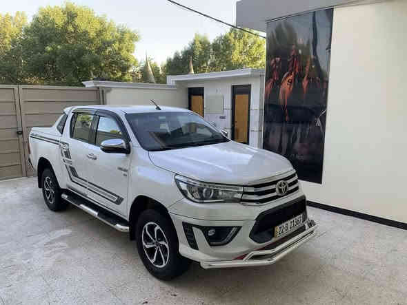 سلام عليكم عندي سياره البيع بيكم فورويل موديل 2020 رقم أربيل سياره جديده وحلوه سياره 6 سلندر تي اردي ماشيه 70 ألف تحويل مباشر كير وتماتيك عنوان بغداد ولشراي يتصل على رقم ***********
