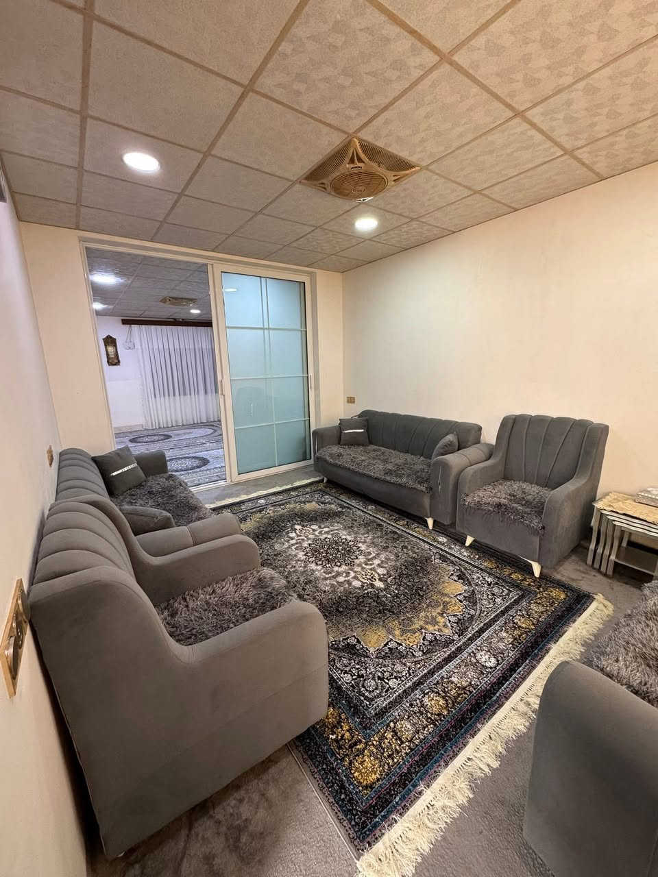 سەرەتا بەناوی خودا 
کۆدی /10922
خانوو بۆ فرۆشتن  
📍ناونیشان/ 60 کانی أبراهیم أحمد
نزیک مزگەوتی فەجر
📐ڕوبەر / 160 مەتر
📏پێشی/ 8 بە 20
🛣️شەقامی/ 12 مەتری
🌕 ڕوو / گۆیژە
🏗️پێکهاتوەلە/ 3 نهۆم  

نهۆمی یەکەم  ( میوان + هۆڵ + متبخ + مساعد مدبخ + نوستن + مشتملات + مغزن ) 

نهۆمی دوو ( میوان و هۆڵ کراوە + مدبخ + مشتملات + نوستن + بالکۆن )

نهۆمی سێ ( میوان + مدبخ + مساعد مدبخ + مشتملات + نوستن + بالکۆن )

تێبینی ( خانوەکە ئەکەوێتە شوێنێکی زۆەر خۆشەوە نزیکی مزگەوتو مەکتەبو خەتی پاسو دوکانو بازاڕە )
ــــــــــــــــــــــ
🖊️/ بۆ زانینی نرخ  کۆمێنت بکە 
ــــــــــــــــــــــــ
بۆ پەیوەندی📞
☎️***********
☎️***********
ـــــــــــــــــــــــــــ
تۆی بەڕێز موڵکت هەیە دەتەوێت بیفڕۆشیت یان بیدەیت بەکرێ زانیاریەکانمان بۆ بنێرە هاوکارتان دەبین 
‏‎*********** ☎️واتس ئاپ"فایبەر 
‏‎یان سەردانی نوسینگەی(جوانی موڵك)بكەن
‏‎ناونیشان"ئیبراهیم ئەحمەد"بەرامبەر دیلان سیتی
