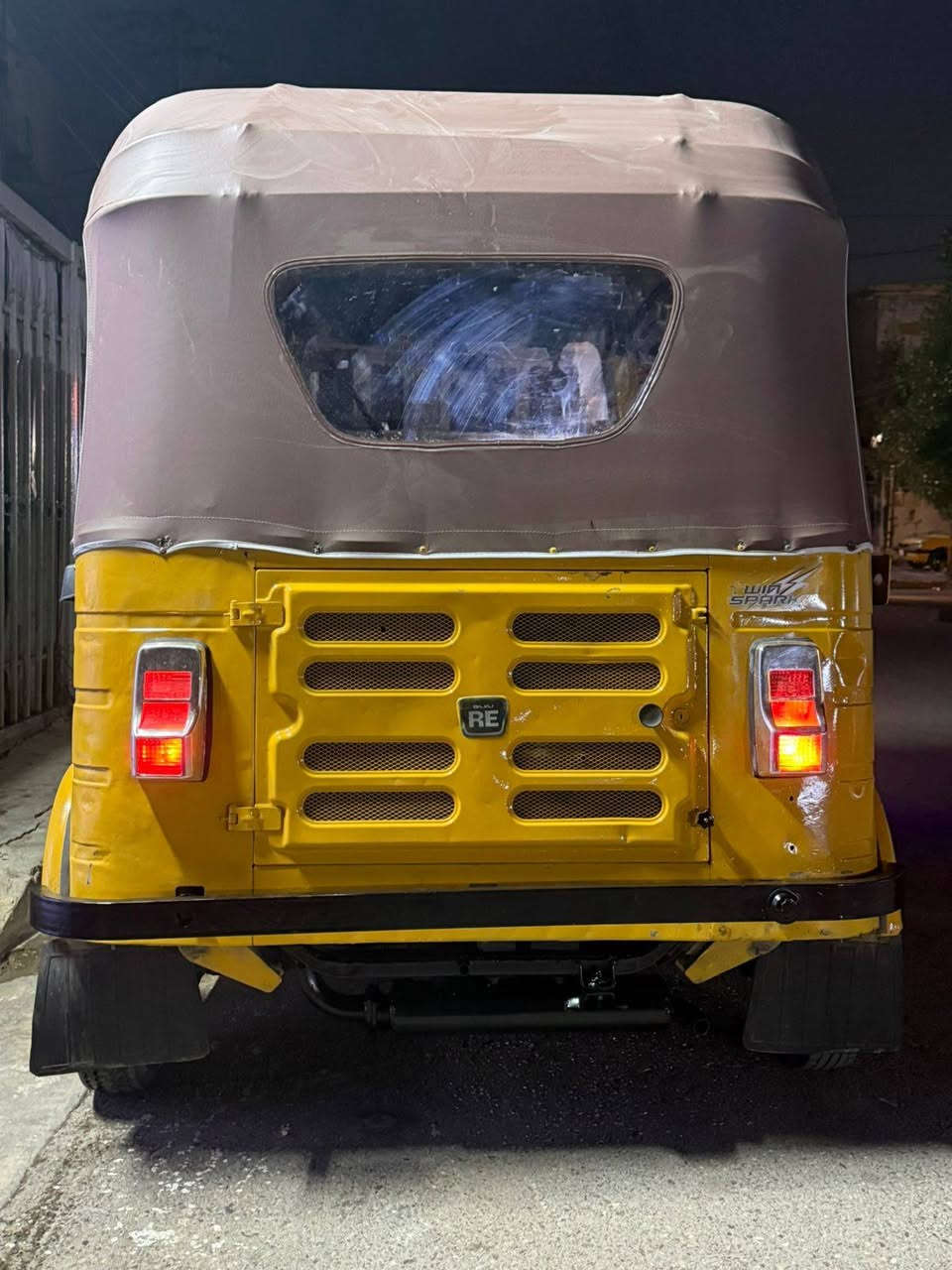 ١٨ باقي بس لوحات رقم كربلاء
محرك نظيف
اكسل كذلك نظيف
كاعيات معمرة
السعر ٤٨٠٠ وبيها مجال
المكان بغداد الدورة
تواصل
واتس
***********
اتصال
***********
