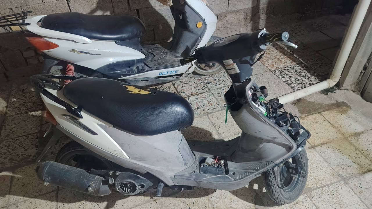 سلام عليكم شباب دراجه ادرس البيع دراجه نضيفه  تشتغل هندر وسلف يرادله بس شخاطه المكان بغداد الشعب سعر 350   رقم تلفوني***********
