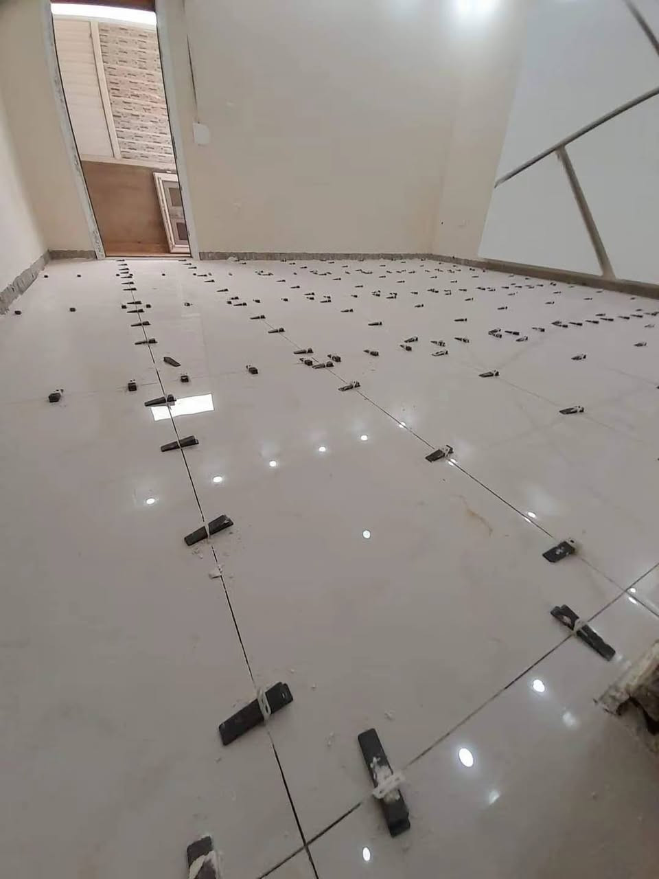 خلفه سيراميك بورسلين مرمر درجه اولى ***********
