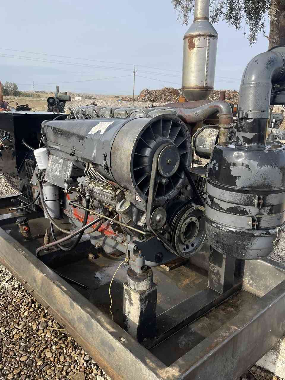 اسلام عليكم محرك دويز 6بستم 913سوبر حلواني   وضع شركه توليد 75 كيفي  مكانه ديالى كفري ***********
