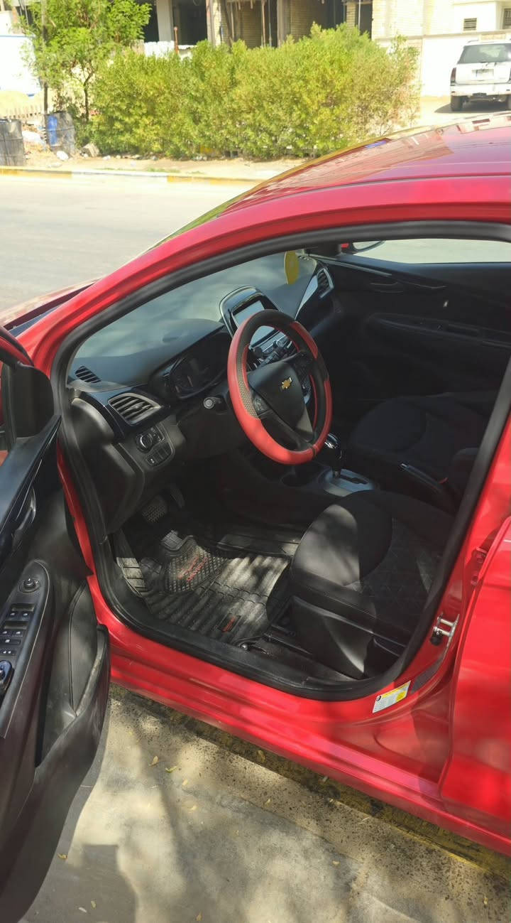 السلام عليكم
اقرأ المنشور للأخير
سبارك 2019
مواصفات LT ( فول عدا الفتحة )
حجم المحرك 1400
تدفئة ... تبريد
1_شاشة 
2_كاميرا خلفية
3_شاشة اعطال
4_بصمة
5_تشغيل عن بعد
6_دخول ذكي
7_ويل كب
8_حاجب امامي
9_حساس خلفي
حادث السيارة بنيد سطحي
بدون ايرباكات
((( ايرباكات سليمة )))
ماشية 36 الف مايل قابل للزيادة
رقم سليمانية الجديد
هزة جديدة
سنوية 2026 ((( ب إسمي )))
السعر ((( 92 ))) وبيها مجال
المكان بغداد المنصور
***********
ملاحظة مهمة:::
شرط التحويل شرط التحويل
وكالة ما أسوي وكالة ما أسوي.
جميع التفاصيل مذكورة بالمنشور
وربي يحفظ الجميع.
