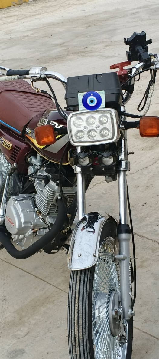 🧿سلام عليكم 

🧿عندي هاي دراجه للبيع 

🧿موديل 2021 رقم وسنويه كركوك انكليزي 

🧿دراجه حلوه ونضيفه 

🧿مكينه مامفتوح 

🧿شرط تحويل 

🧿ماشاء الله عليها سرعه شك الكاع 

🧿 رقم تلفوني فقط وتساب ***********
وسعرها 1350 وبي مجال لطيبين وتحياتي
