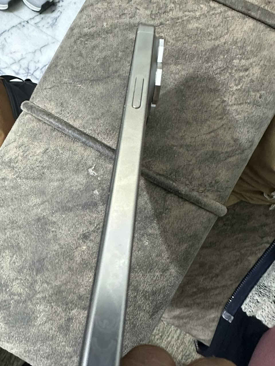 سلام عليكم. 15 برو ماكس شرق اوسط ذاكره256 بطاريه 93جهاز كلش كلش نضيف. سعر 1150 وبي مجال مكاني بلديات الصحفين***********
