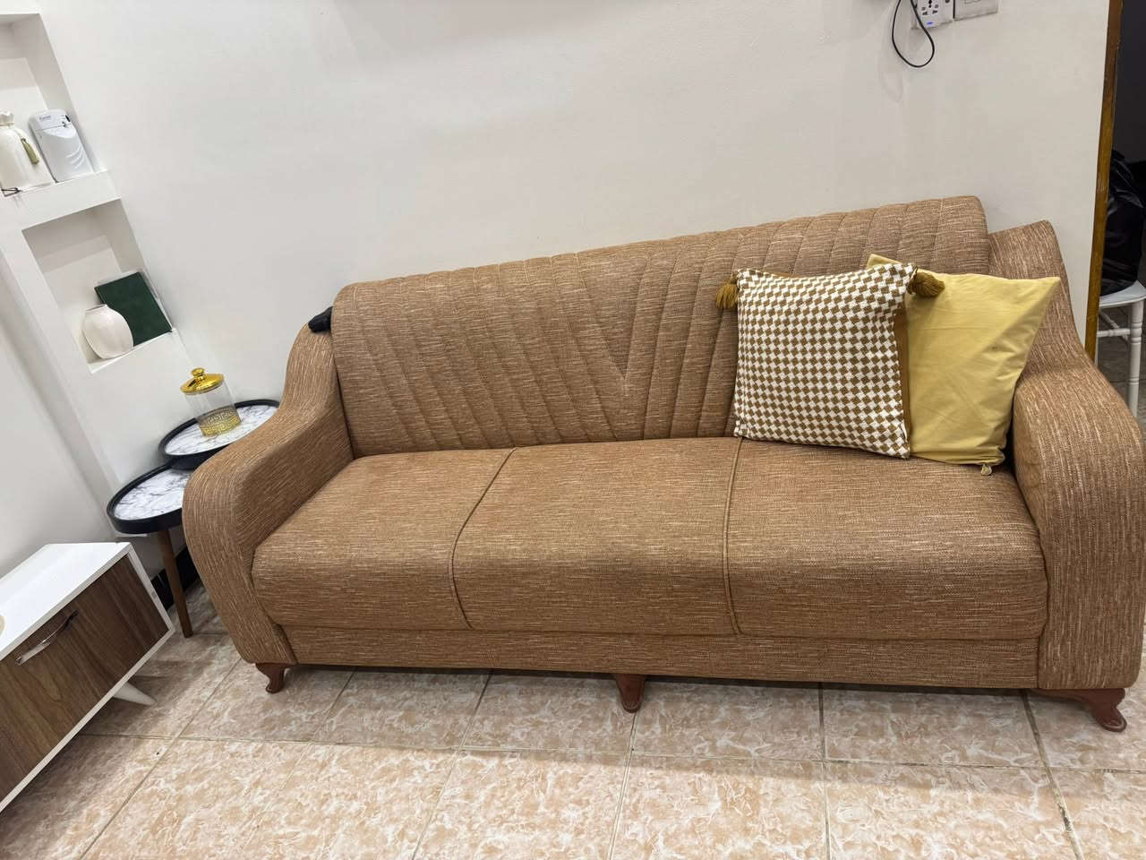 ديوان للبيع ١٠ مقاعد مكان بغداد


**إذا كنت صاحب هذا الإعلان وتريد حذفه لأي سبب، رجاءا أرسل رسالة إلى الدعم الفني**