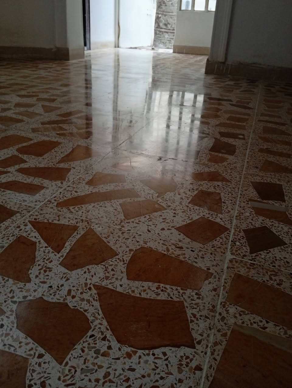 السلام عليكم جلي كاشي خام موزايك مرمر جديد قديم سيراميك صب كل انواع كاشي تنضيف تلميع تعديل للستفسار رقم ***********كركوك
