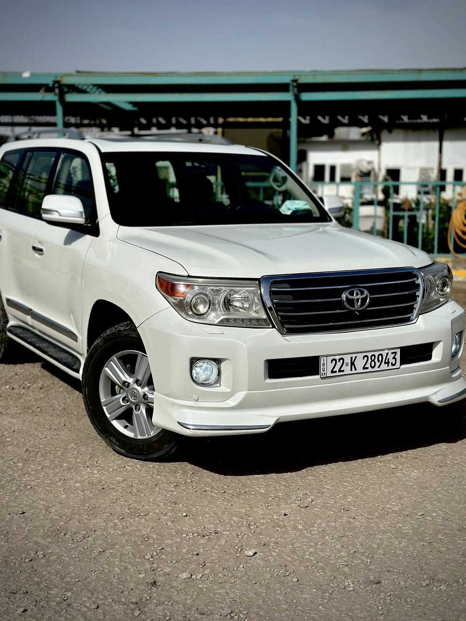 لاندكروز فئه GXR موديل 2012 مكينه V8
ماشيه 160 
حادثه جاملغ الامامي جه الصدر شخط فا بدلته وصبغته 
رقم اربيل دولي باسمي مادور مباشر 
السعر 315 وبيها مجال قليل جدا 
لون ابيض 
تخم تايرات جديد 
هزه جديده 
حداديه جديده 
تبريد ثلث قطع + ثلاجه 
كشنات كهرباء
تحكم ستيرن 
سلايد 
مري قلاب 
حساسات
***********
