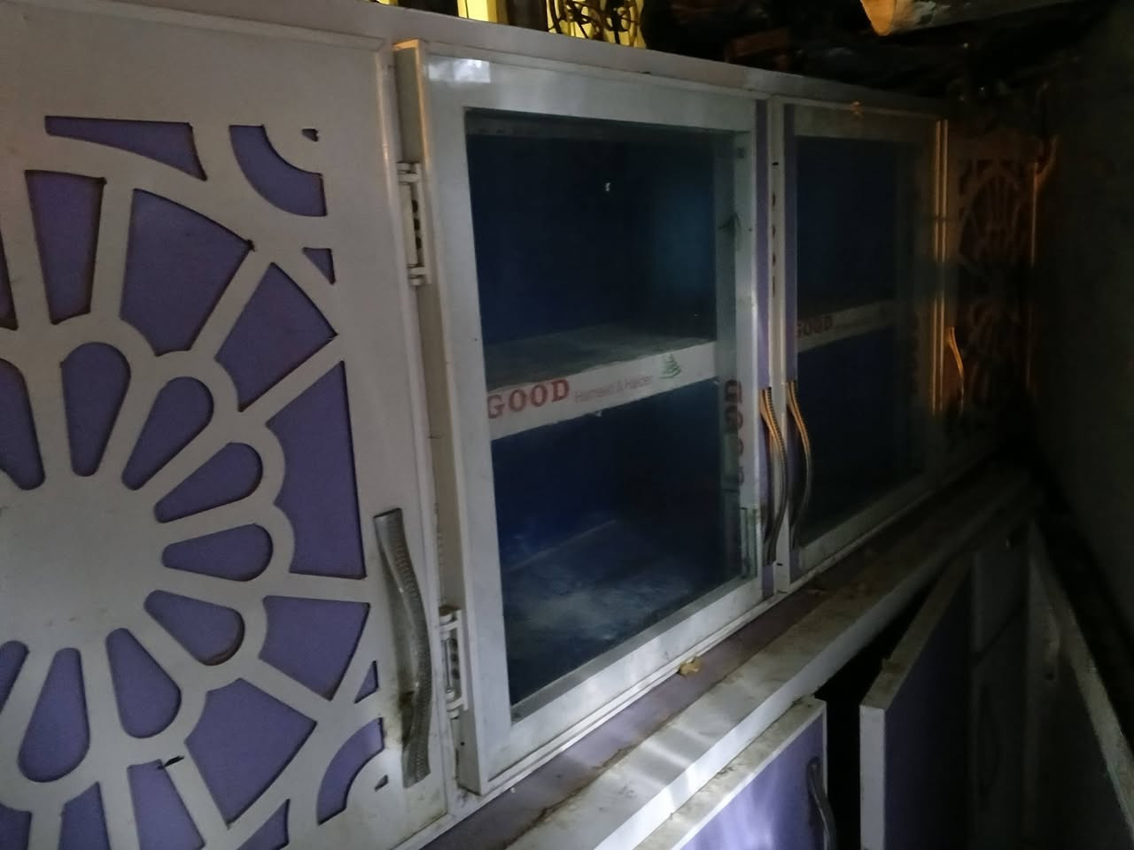 السلام عليكم كاونتر مترين تزكام + سنك متر و20 مرمر للبيع نظيف كلش بس مترب لان مخلي بالطرمه 350 وبي مجال


**إذا كنت صاحب هذا الإعلان وتريد حذفه لأي سبب، رجاءا أرسل رسالة إلى الدعم الفني**