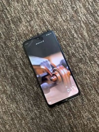 هونر X8 ماكس • ١٢٨/٤ • شاشة مكسورة