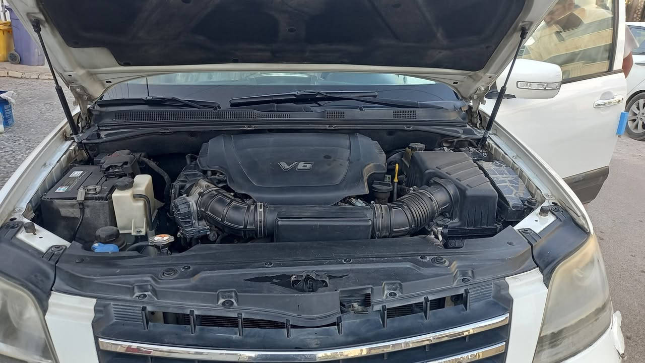 السلام عليكم كيه مهافي موديل ٢٠١٢ خليجي فول موصفات رقم بغداد جديد بسمي السياره جاهزه من كل شي كير ومحرك وتبريد وحاديه تخم تاير جديد داخل جديد ماشيه ١٨٢ بيه باب صبغ بدون ضربه ومكانين بارد السعر ١٣٢ مكاني بغداد حي التراث ***********
