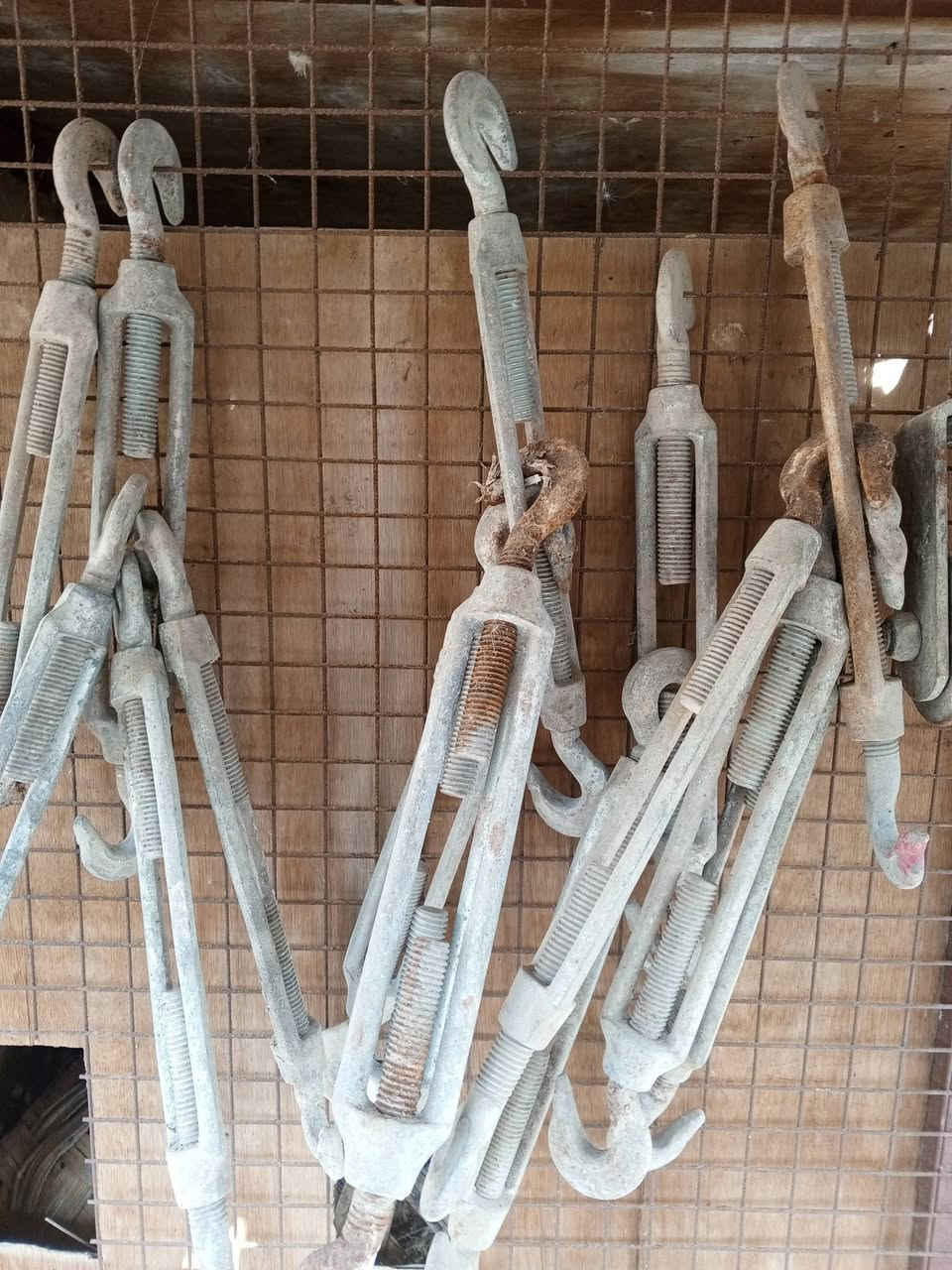 متاح قفايص سكله  وتأثيرات عريانه وعتله سحب ***********
