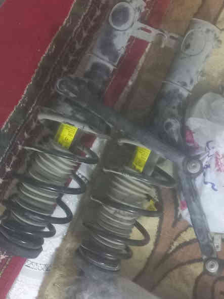 للبيع اغراض كروز ١٢خليجي حاويه تفصيخ  نضيفه جدا مكاني نجف رقم الموبايل ***********
