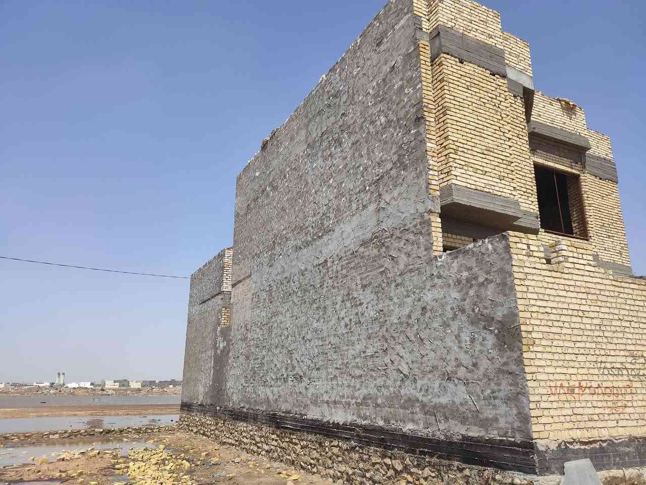 #اللهم صل على محمد وآل محمد 
#للبيع للبيع 
 #هيكل طابو صرف
#منطقة ال 22
#المساحة 200 متر ومقابل الدار متنزه 
#طابقين مسلح مقابل متنزه 
#بناء سنة 2025 والبناء متعوب عليه
#يحتوي الطابق الاول على 
غرفة كبيرة ومخزن وصالة كبيرة وبراني كبيرة ومطبخ حار وبارد كبير ودرج لف ومناور 3 ومجمع صيحات عدد ٢
#الطابق الثاني يحتوي على
غرف عدد 2 إكبار وصالة كبيرة ومخزن ومجمع صيحات وسطح . والسطح اشتايكر
#ملاحظة//الهيكل مطلوب #للاسكان 26 مليون تقريبا . تنزل من السعر الكلي 
لمعرفة السعر الكلي لطفا اعمل متابعة لمكتبنا
#مكتب الفخامة للعقارات في السماوة
ثم راسلنا خاص او اكتب كلمة (ياالله) بالتعليقات وسيتم الرد من قبلنا فوراً وبخدمتكم
#مكتب_الفخامة_للعقارات
للاستفسار اكثر مراسلتنا ع الخاص او الاتصال على الارقام التالية
***********
***********
***********
ويوجد واتساب ع نفس الرقم أو زيارة مكتبنا الواقع في منطقة الحكم مجاور مكتب العصائب القديم جهة حي العمال قبل معمل ماء الارو نهر الأمل
🌷‏نحن هنـا لأجلكـم وفي جميع الأوقـات.. هدفنـا خدمتكـم ودائمـاً نسعي لنتميز ونـكون تحت شعـار ‎#عطاء_بلا_حدود🌹
