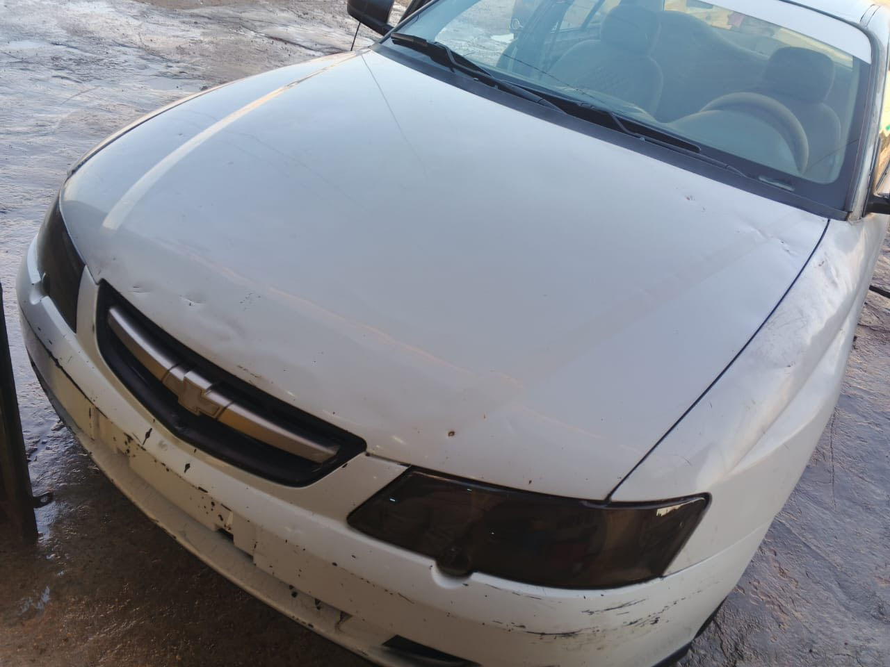 السلام عليكم
لومينا 2004 مزاد 
وكالة باركود من صاحب المزاد
معاملة كاملة تترقم بابل 
السيارة مابيها اي ضربة فقط صبغ بيبان 2 الامامية لان صبغ من ازق للابيض 
بريك abs شغال سايد بريك شغال
محرك وكير 3000 راس الثور جدد
غرفة حلوة دوشمة جديدة
ارضية جديدة
تبريد شغال
تخم تاير 
كهربائيات كلها شغاله فقط بانزين والكليو متر واكف 
والسيارة يحتاجلها حدادية نص عمر 
مكان السيارة بابل 
السعر 29 وبيها مجال بيع فقط.
***********
***********
