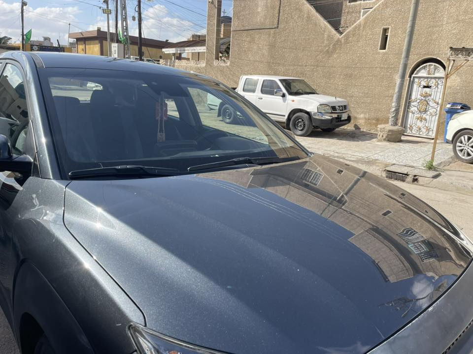 السلام عليكم كونا الموديل 18 رقم اربيل الجديد ماشيه 80 مايل نص مواصفات برغي ما ناقصها السياره نظيفه جداً للاستفسار *********** السعر 105 وبيها مجال بسيط
