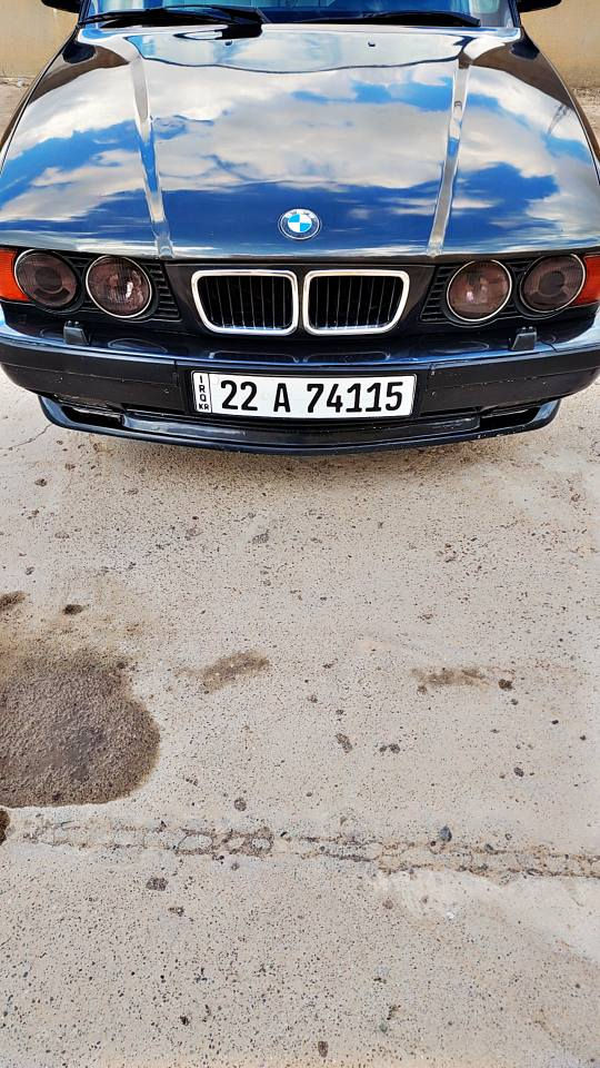 خوای گەورە جوان تر و باشتر بە قسمەتی هەمو لایەک بکات     BMW 520iA 1991  مەکینە 520 رقم هەولێر  بێدەعم و لێ دران  بەشەرت موسو بڕاوە بە شەرت گێڕ و مەکینە بەشەرت چوار جام کارەبایە دەعامی پشت و پێش لؤك  تاقمێ ویلی  لۆک لایت ئەڵقەی نوێ بەگلایت نوێ سەیارەکە زۆر توندو تۆڵە یەک دینار مەسرەفی تیا نیە چرکە و سەت دۆلار بشکێنە سیارەکە زۆر لە ڕەسمەکان جوانتر نەبو پارەی ڕێت ددەمەوە تحويل وكاله به شه رت رقم سنوي تا 2030 نوئ هزه نوئ سياره بنطه كرايه سحري 57مجال شوين هه ولير . 
☎️*********** أربيل, العراق
