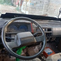 اللبيع سيارة كيا بسته 93رقم بغداد تحويل ثاني يوم بس احمر لرقم صدر نص ع...