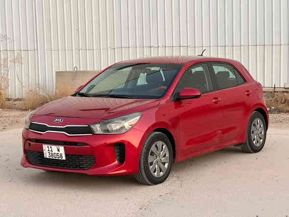 السلام عليكم
سياره جديده مال جني الله شاهد
ماشية 20 رقم بغداد بسمي
جديده هزه جديده كلشي جديد
مابيه سيارة كل نقص 
كيا ريو موديل ٢٠٢٠ جديدة بدون اي نقص هاج باك مواصفات S معروفة
ماشية ٢٠  مايل نص فول حادث بلمنشور جاملغين وبنيد حادث صطحي وباقي مكفول تخم تاير جديد حدادية على وضعيت شركه بدون اي نقص بسمي
تحويل ثاني يوم 
السعر 110وبيه مجال بصيط
بغداد العامرية 
*********** 
الهاتف *********** واتساب
