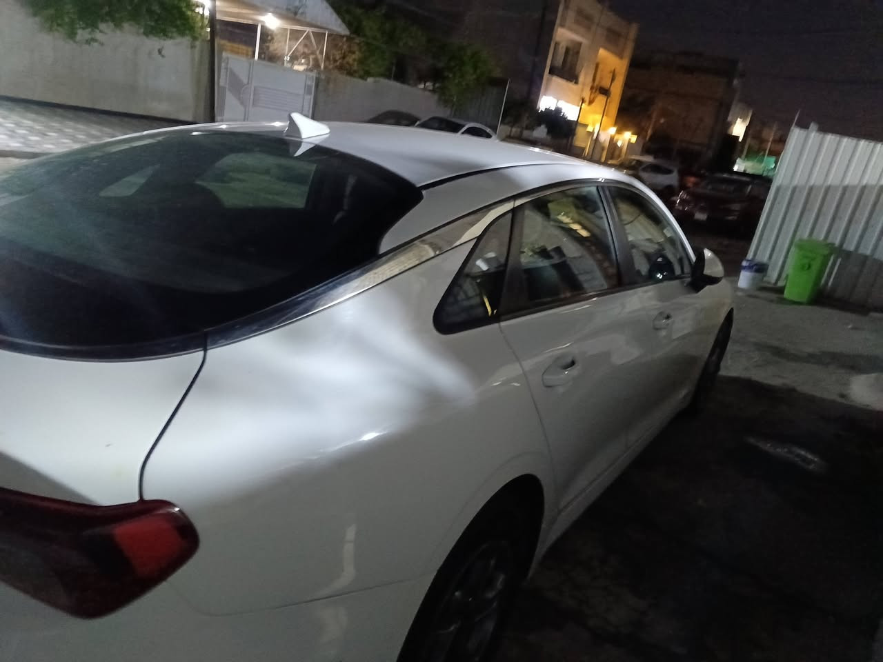 سلام عليكم متاح سيارة كي فايف موديل 2021 للأستفسار رقم ***********
