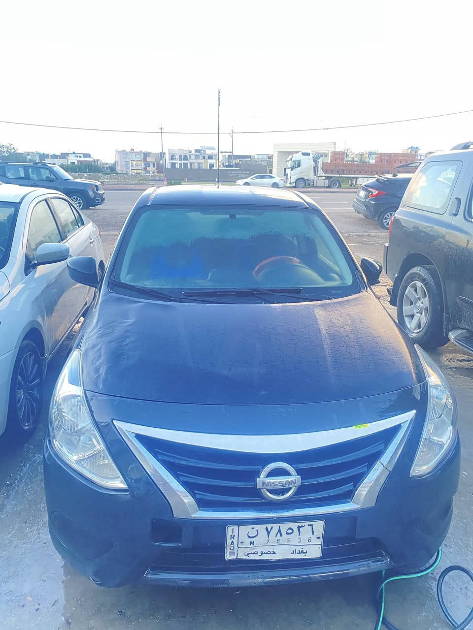 نيسان فيرسا 2018  وارد أمريكي
مواصفات عاديه 

حادث جاملغ وبنيد مصلح ما مبدل 
طخمه بجنطه واضحه بصوره 

سياره جاهزه لشارع كير مكينه جدد صدر جديد 

مكان سياره بغداد تقاطع درويش 

سعر 80 ورقه 
صاحبها ابو سنويه ثاني يوم يحول 

***********
