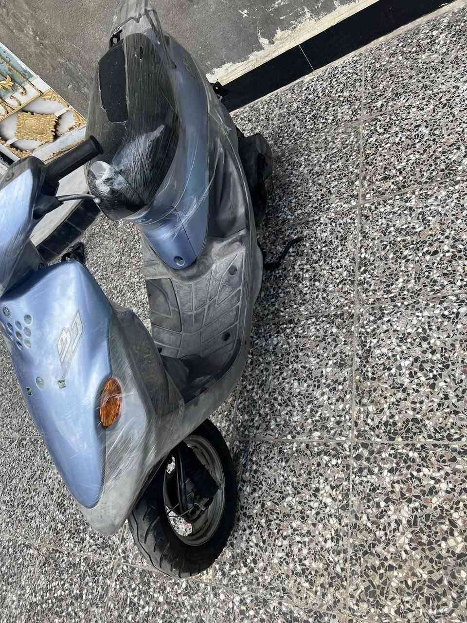 بيجي 9 زروف دراجه حاويه

ماشيه 10 تالاف فقط
دراجه شبر ماماشيه بالعراق

دهن ياباني باتريها ياباني 

دراجه طك كارتون 
موصفات فحل صفر جاج
بصمه سويج

البصره المطيحه قرب مدارس الباشق

***********
