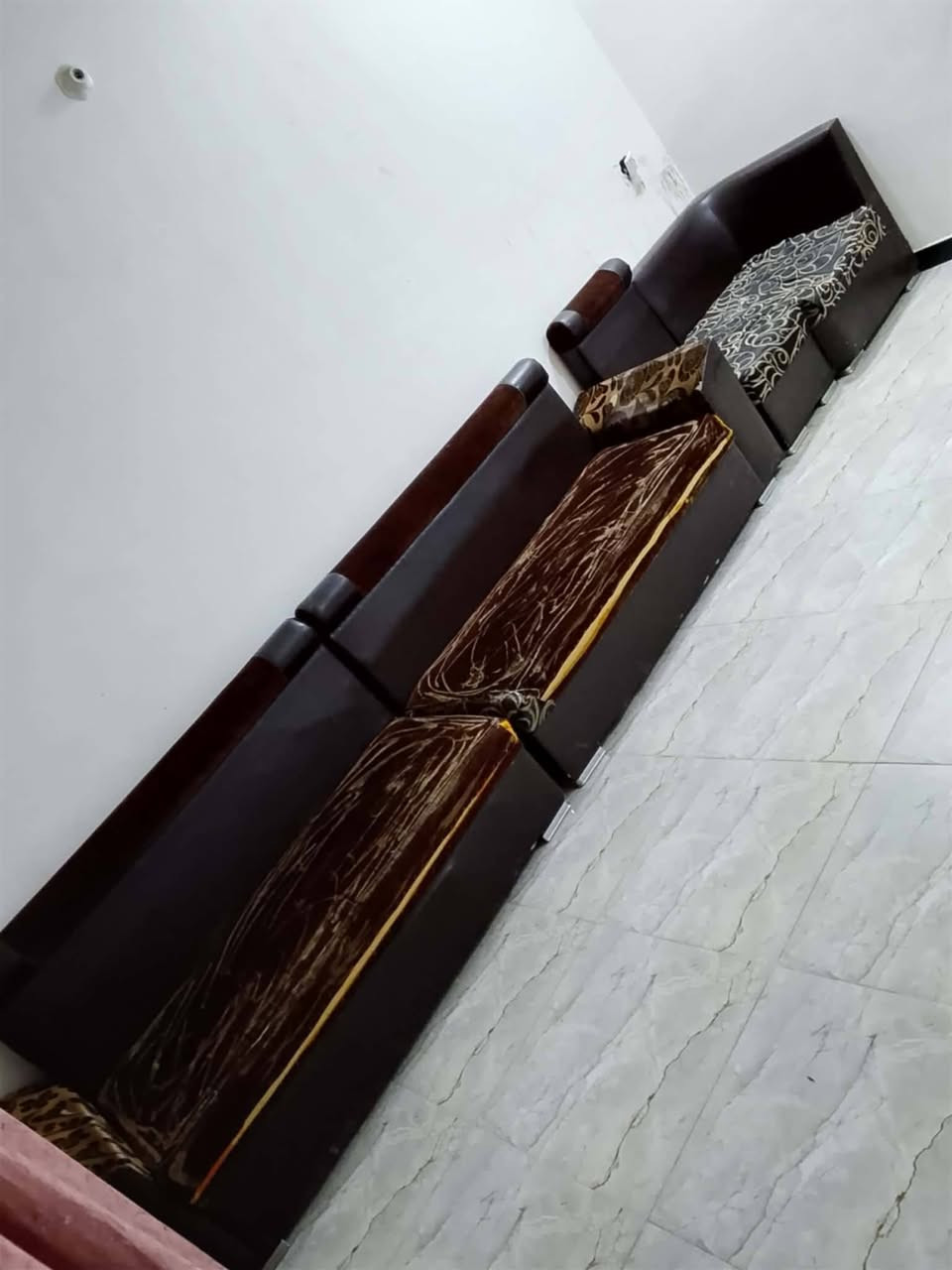 125 السعر بي مجال بسيط 
مكان بغداد الثعالبة 
يوجد توصيل


**إذا كنت صاحب هذا الإعلان وتريد حذفه لأي سبب، رجاءا أرسل رسالة إلى الدعم الفني**