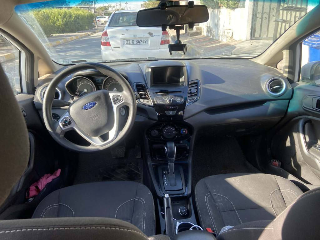 فورد فيستا موديل ١٩ بونيت صبغ بدون دواخل فقط سنوية صاقطة كير محرك شرط لا صرف ولا بخار بس مفتوح مبدل كازكيت بطاقة بانزين سيارة نضيفة وجاهزة سعر ٨١ وبي مجال ***********
***********
اخوان رقم صاحب سيارة موجود اني ناشر فقط السليمانية, العراق
