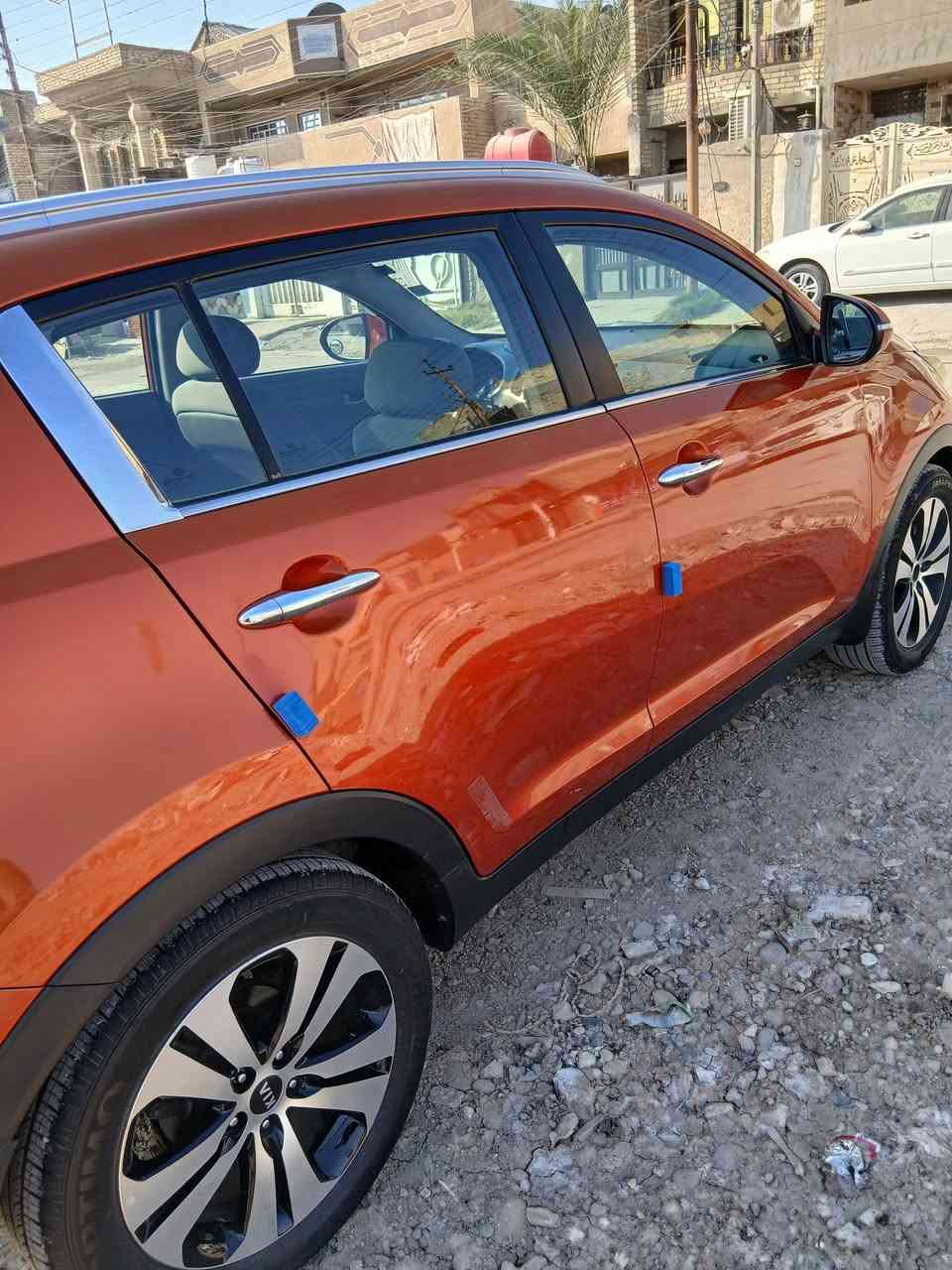 السلام عليكم
للبيع كيا سبورتج خليجي موديل ٢٠١٤ باسمي السيارة بيهة جاملغ صبغ جهة السايق موضح بالسونار السعر ١٣٥ و بيها مجال 
للإستفسار ***********
