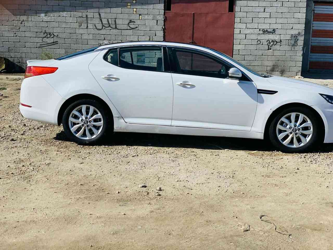 كيا اوبتيما 13 رقم ذي قار تحويل سنويه وارد خليجي مكفوله من الضربه وتبديل وصبغ محرك 2400 مواصفات فول واحد على واحد مراوس وبيع حسب القناعه السعر 133 غير متواجد عالفيس استفسار عل رقم ***********
