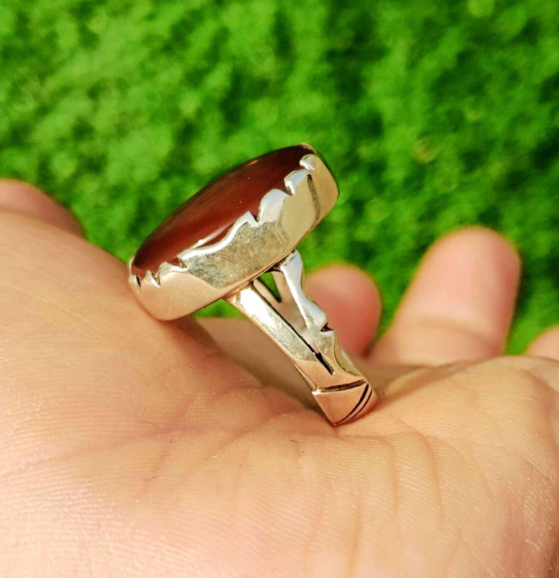 سلام عليـــــكم 🫷🏿👇👇

تحفه فنيــيه(عقيق يماني ذمه كرز الكرز صافي زلال) 🍒🍒

صياغه يدويه فضه مختومة(925)
قيــــــاس الخاتم(20..21)

يوجد توصيل بدون مراوس او حجز مكاني سماوه سعره مع التوصيل(35)🔒🔒


**إذا كنت صاحب هذا الإعلان وتريد حذفه لأي سبب، رجاءا أرسل رسالة إلى الدعم الفني**