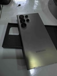 سامسونج S24 الترا • ٢٥٦ جيجا • كركوك