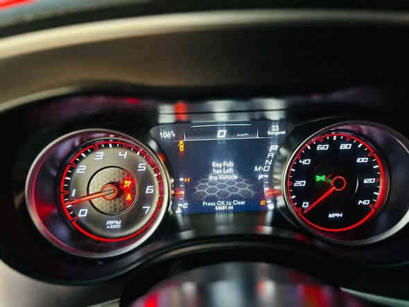 السلام عليكم
موديل  2019 الون مميز 
تفصيل السياره بل منشور 
حادثها خفيف 
السعر 219
استفسار عن السياره عن هذه الرقم ***********
مكان السياره بغداد
