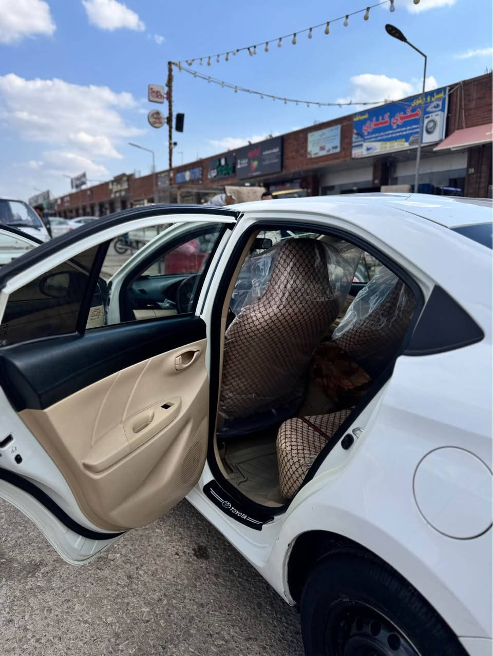 ٢٠١٦ يارس ٣ دانه نيو پارجه ي هه يه من به ٣ پارجه ئه ي فرؤشم مه كينه گه وره ناو زه رد ٤ ر جام كاره باي ئاوينه كاره باي دواوه حساس الحويقة, كركوك


**إذا كنت صاحب هذا الإعلان وتريد حذفه لأي سبب، رجاءا أرسل رسالة إلى الدعم الفني**