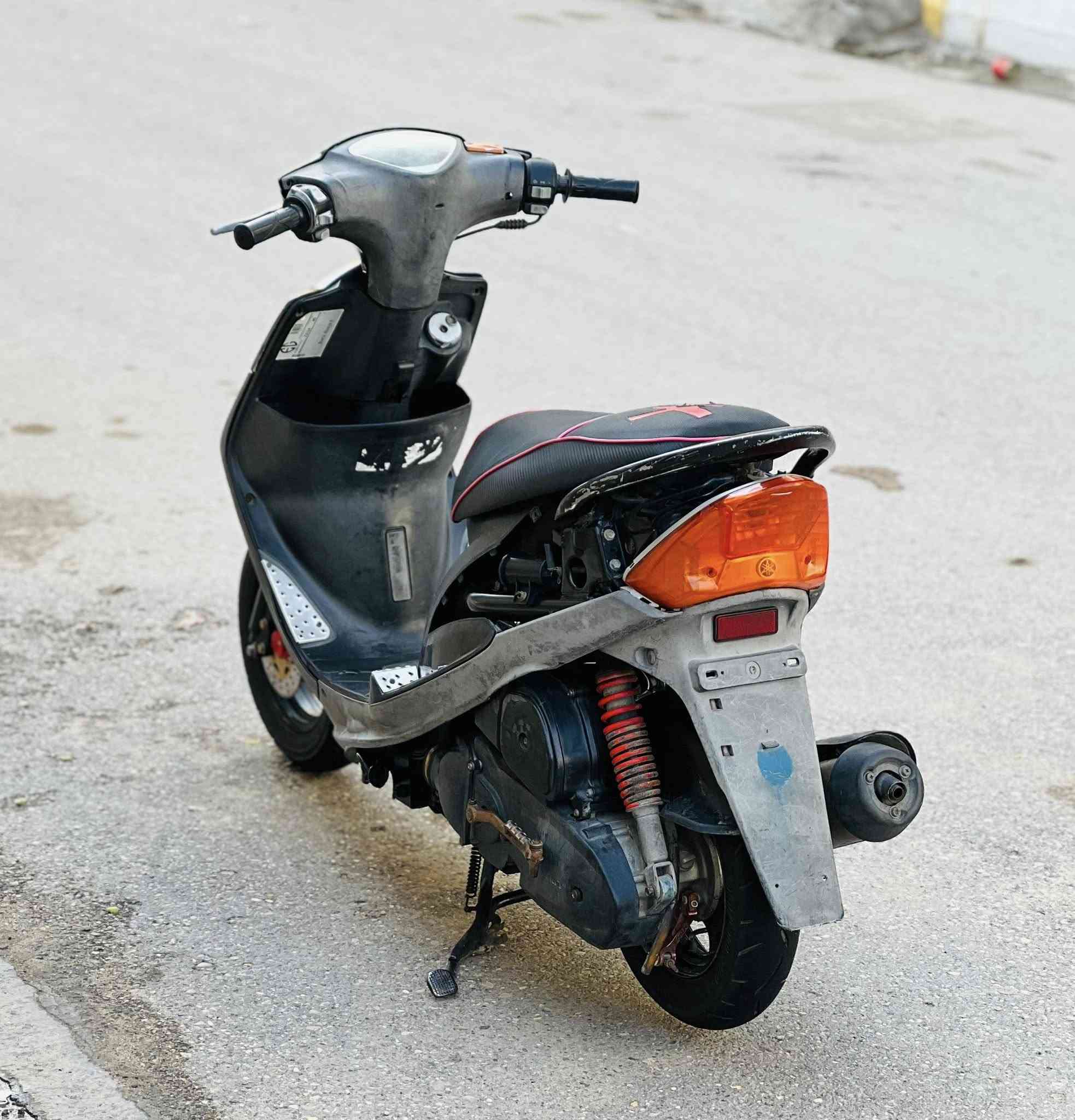 السلام عليكم دراجه ماكس عدله بلاديه الدراجه خرسه ما نقصه برغي شوفت عينك كفراته موجوده الدراجه كامله كهربائيات نكره سلف بكل وقت مفتوحه المكان ناصريه الإسكان الصناعي ***********. متواجد واتساب
