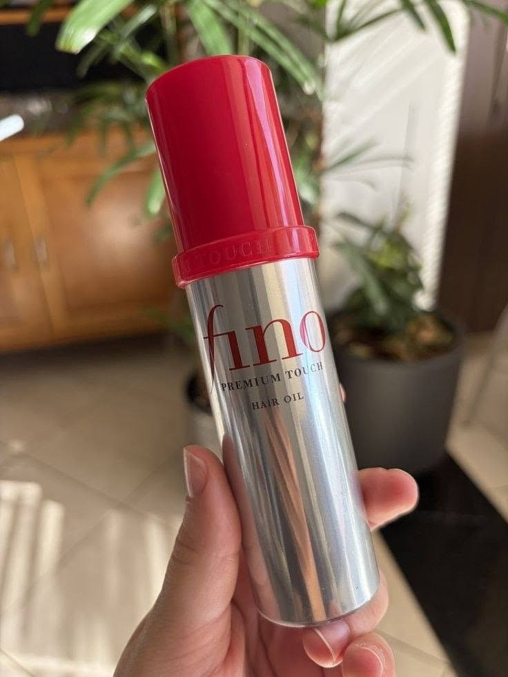 شيسيدو فينو (الأصلي) - زيت لترطيب ومعالجة وحماية الشعر من التلف | Shiseido - Fino Premium Touch Hair Oil اذا شعرج جاف ومكفش هذا الحل 😭 زيت الشعر فينو بريميوم تاتش  الياباني 🇯🇵 هو زيت علاجي مكثف مصمم الإصلاح الشعر التالف،  يغذي ويعيد الحيوية لكل خصلة، مما يساعد على استعادة جمال شعرك الطبيعي والمحافظة عليه. 
•  إصلاح مكثف للشعر التالف
• تنعيم ملمس الشعر
• رائحة زهرية منعشة تبقى بشعرج ويبقى ريحتة فواحة تخبلل
• يعالج جفاف الشعرر 
• معالجة التلف الناتج عن أصباغ الشعر... 
• تغذيـة وترطيب الشعررر بعمق.

﹏﹏﹏﹏﹏﹏﹏﹏. 🩷⋆˚🧁✧˚.🎀


**إذا كنت صاحب هذا الإعلان وتريد حذفه لأي سبب، رجاءا أرسل رسالة إلى الدعم الفني**