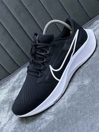 نايك زوم • قياس ٤١ • نضافة ٩٥/١٠٠