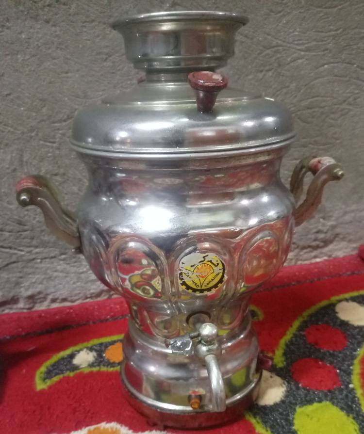 سلام عليكم غراض البيع كلمن وسعره عنوان بغداد ***********
