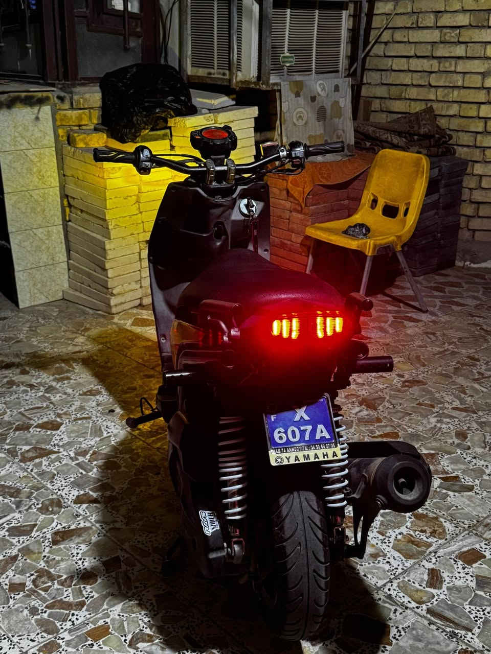 السلام عليكم دراجه سكنس للبيع دراجه نضيفه السعر 1100 الشراي يراسل عله هاذا الرقم ***********
