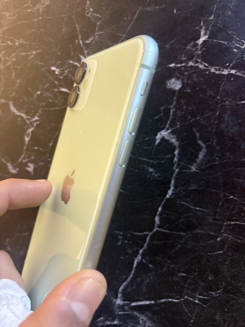 السلام عليكم
ايفون 11 بلادي مبدل بطاريه اصليه فقط 
الجهاز بلادي على وضع الشركه ذاكره 128 ✅
الجهاز نضافته 100% ✅ مال بيت سعره 225 مجاله قليل ***********
