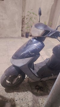 دراجه ماكس قجمه شغاله بس بيع كوم حديد قفل ٢٠٠مكانها بغداد الشعب ٠٧٧٢٢٧...