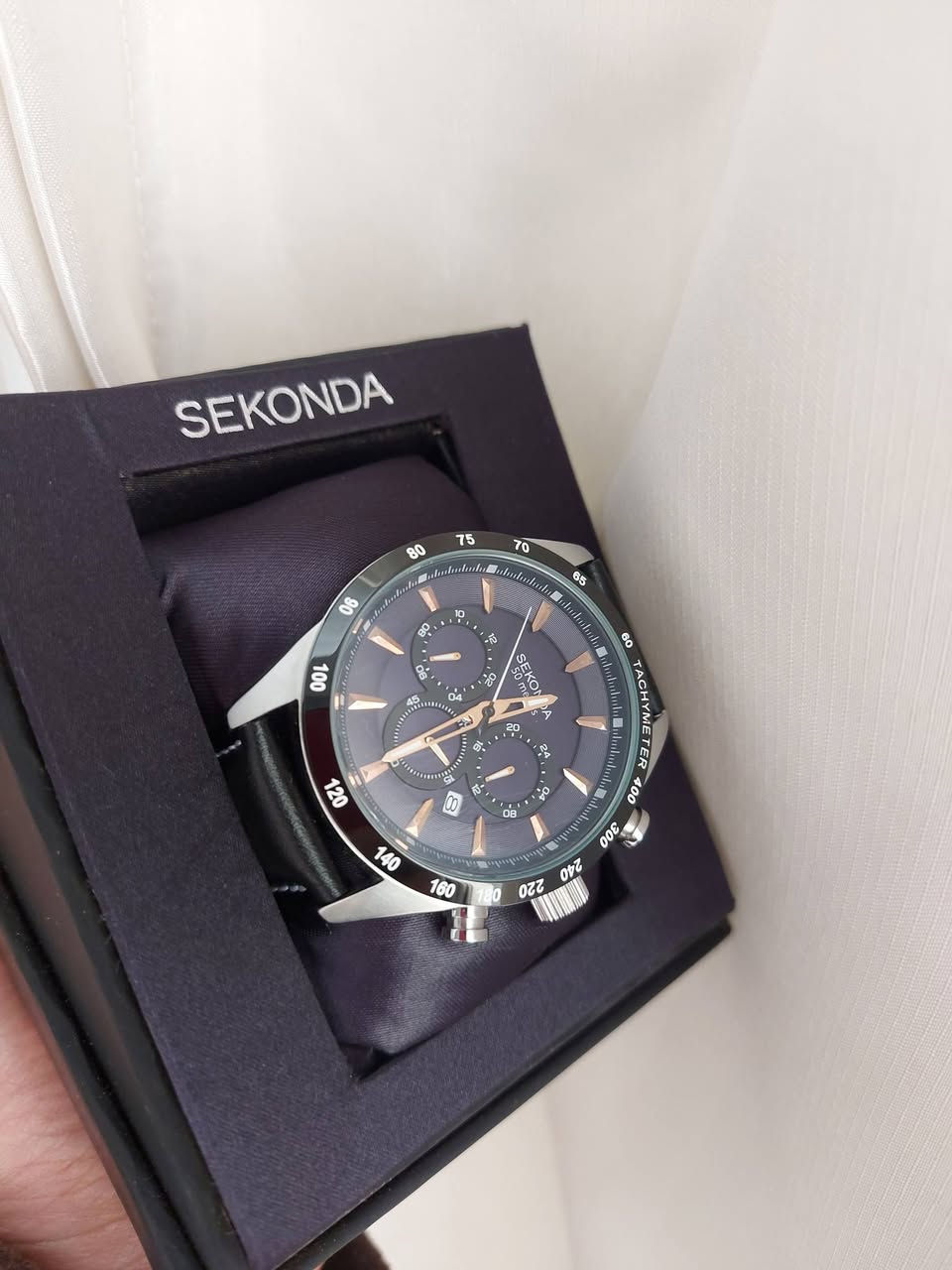 ساعة ماركة SEKONDA
سيرجلد
مقاومة للماء نظيفه جدا السعر 80


**إذا كنت صاحب هذا الإعلان وتريد حذفه لأي سبب، رجاءا أرسل رسالة إلى الدعم الفني**