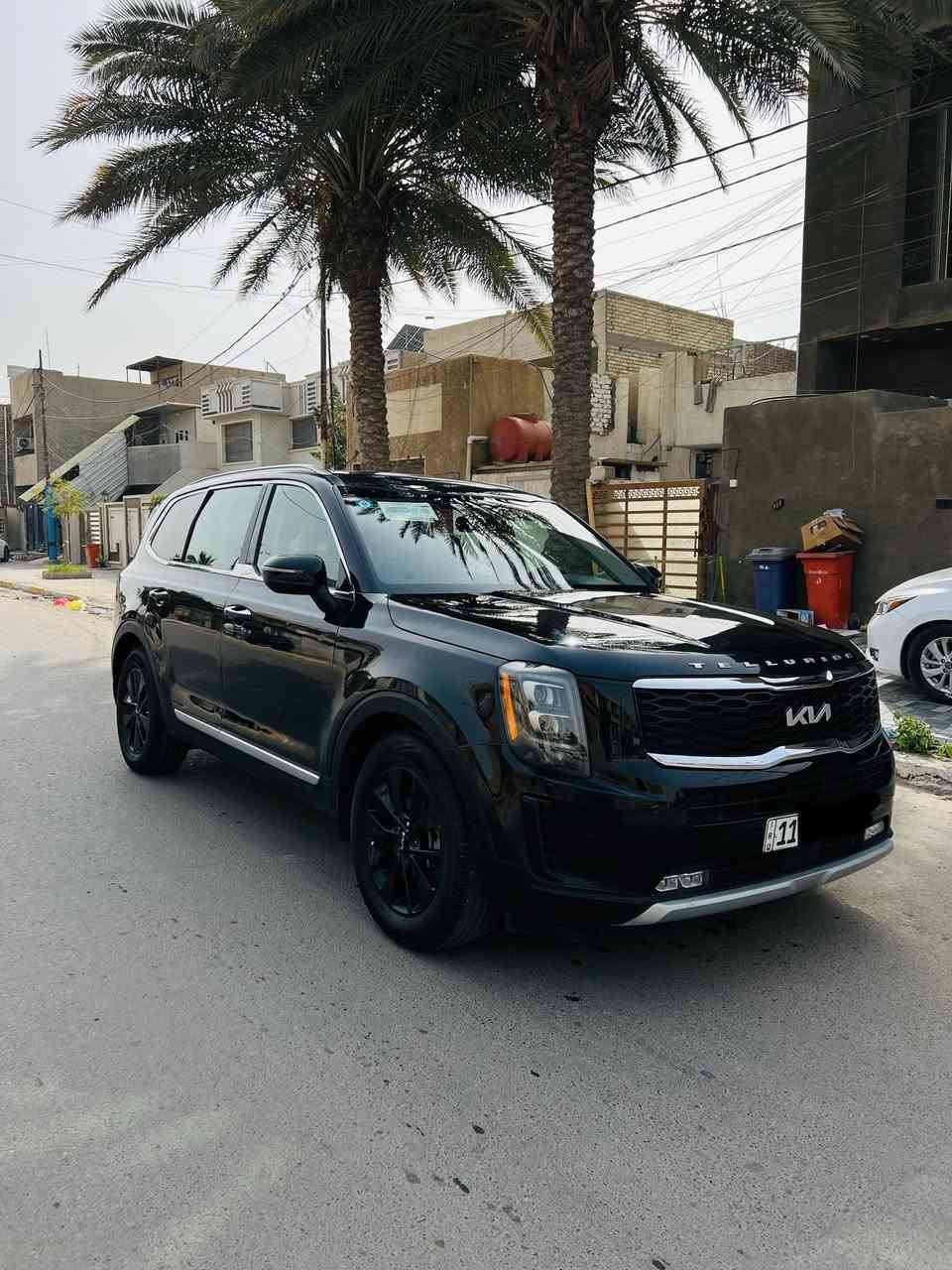 سلام عليكم سيارة تونرايت موديل ٢٢ رقم بغداد فول السيارة حادثة واضح بل الصورة مكينة وكير وتبريد مكفول عنوان بغداد الكرخ السعر ٢٤٠ الاتصال ***********
