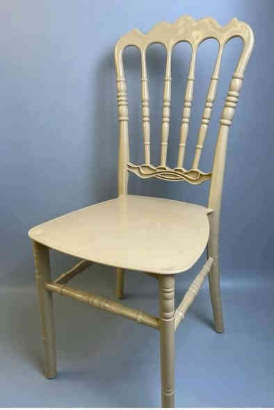 عرض خاص سعر الكرسي ٧ونص اقل عدد ٧٥ الاستفسار ***********
