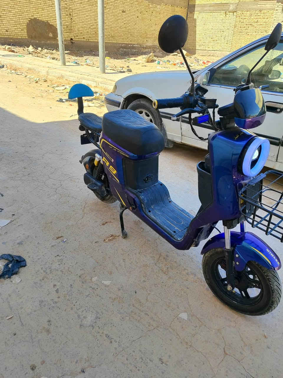 R9 2026 لون مميز سبع الوان
استعمال شهرين  كلش شغال بيها 
كهربائياتها شغاله كلها البطارية ما مستهلكه 
خمس  بطاريات العنوان النجف قرب ملعب النجف الدولي البوابه رقم 3 السعر 400 او بي مجال رقم الهاتف 
،***********
