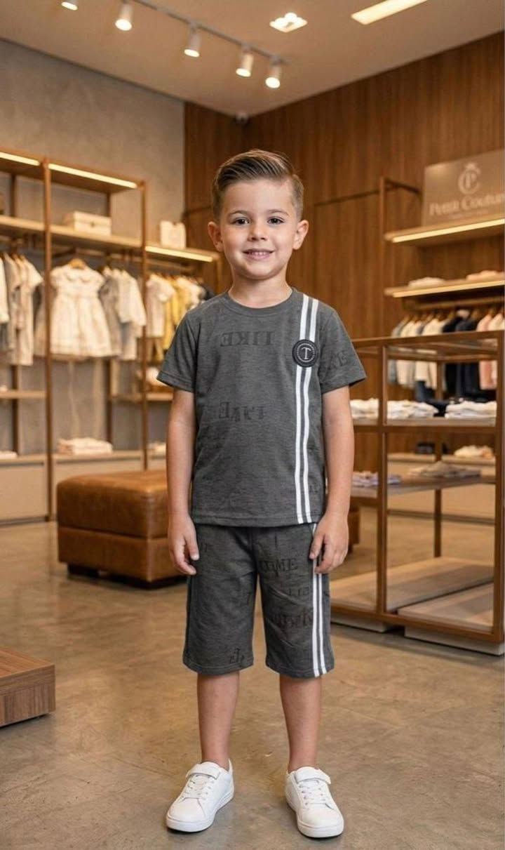 🧿 A﷽ وعلى الله توكلنا 🧿 
💫
🌻شوفولي جمال تراك ولادي برمودا🌻
السعر (( 7 آلاف ))  🧑‍💻
المقاسات من 2 سنة الى 5 سنة


**إذا كنت صاحب هذا الإعلان وتريد حذفه لأي سبب، رجاءا أرسل رسالة إلى الدعم الفني**